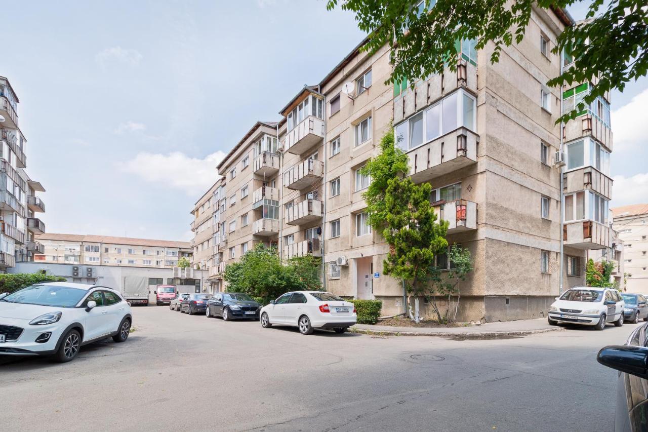Decebal Flat Apartment Oradea Exterior photo
